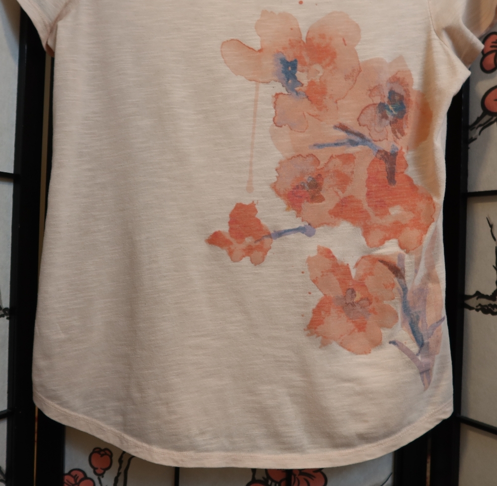Gilligan & O'Malley Pink and Blue Floral Watercolor Short Sleeve T-Shirt Size M - Picture 4 of 8